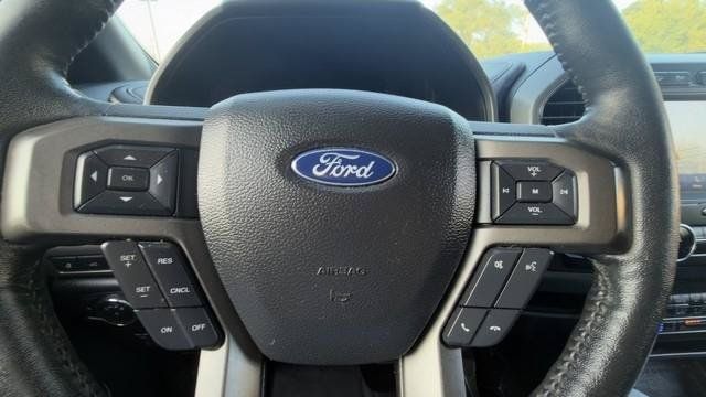 Used 2020 Ford Expedition XLT w/ Equipment Group 202A AWD/4WD image 12