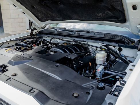 Used 2017 Chevrolet Silverado 1500 LT image 38