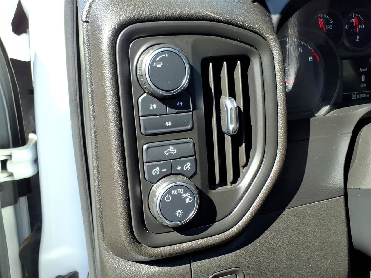 Used 2021 Chevrolet Silverado 2500 W/T w/ WT Fleet Convenience Package AWD/4WD image 19