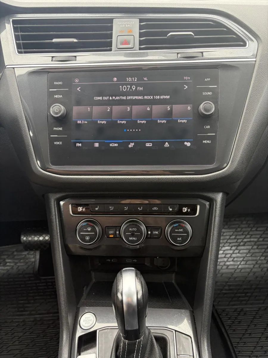 Used 2021 Volkswagen Tiguan S FWD image 22