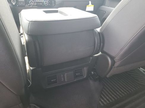 Certified 2025 Chevrolet Silverado 1500 LT AWD/4WD image 20
