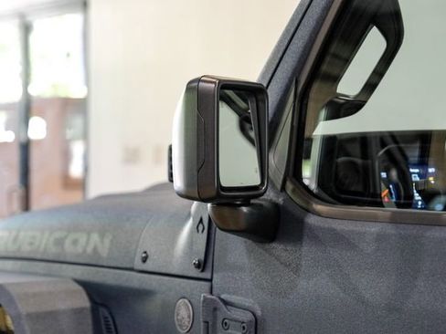Used 2024 Jeep Wrangler Unlimited Rubicon w/ Technology Group image 57