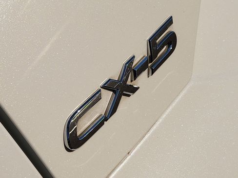 Used 2017 MAZDA CX-5 Grand Touring FWD image 18