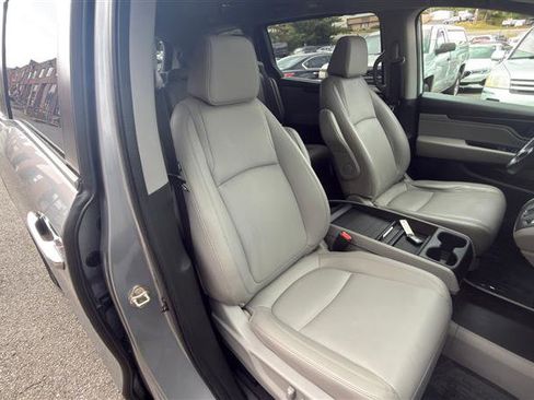 Used 2019 Honda Odyssey EX-L image 17