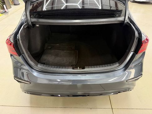 Used 2020 Kia Forte LXS FWD image 9