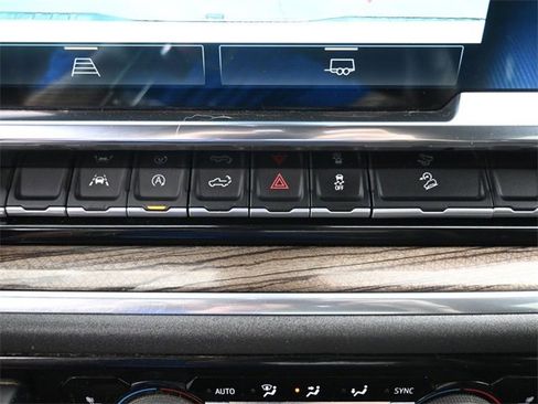 Used 2023 Chevrolet Silverado 1500 RST w/ Z71 Off-Road Package image 22