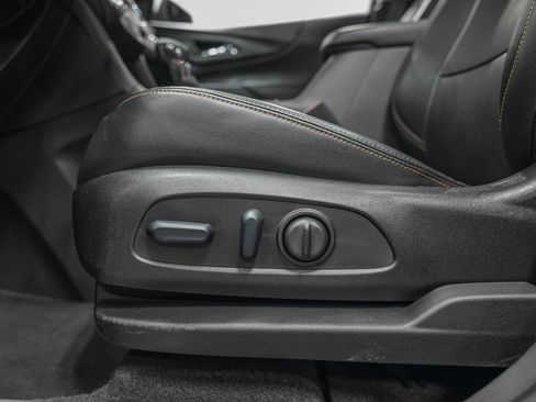 Used 2022 Chevrolet Equinox Premier image 13