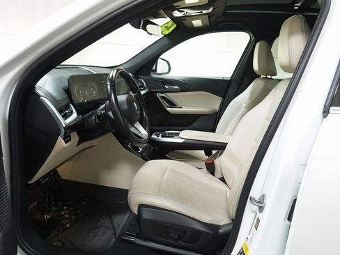 Certified 2023 BMW X1 xDrive28i w/ Convenience Package image 10