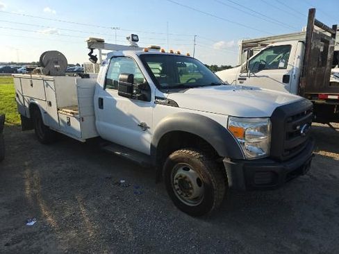 Used 2014 Ford F550 XL image 1