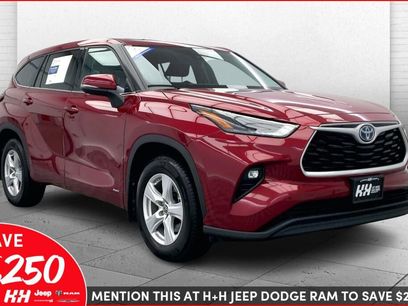 Used 2022 Toyota Highlander LE