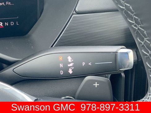 New 2026 GMC Acadia Elevation w/ Elevation Premium Package AWD/4WD image 17