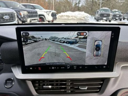 Used 2025 Ford Explorer ST-Line image 25