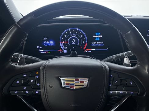 Certified 2023 Cadillac Escalade ESV V image 3