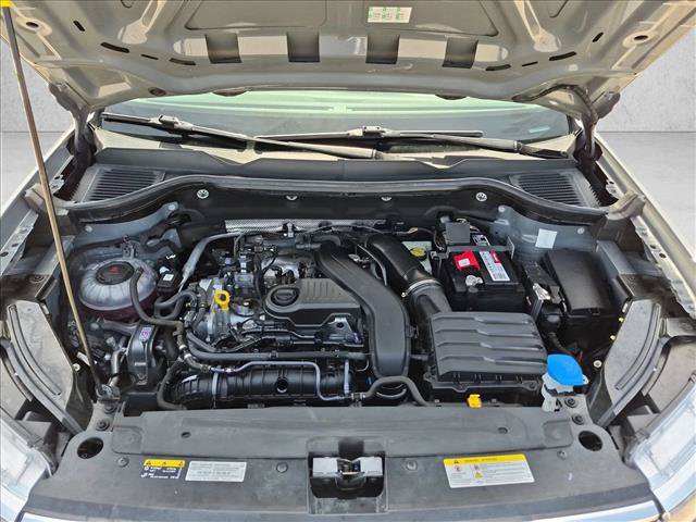 Used 2022 Volkswagen Taos SE FWD image 21
