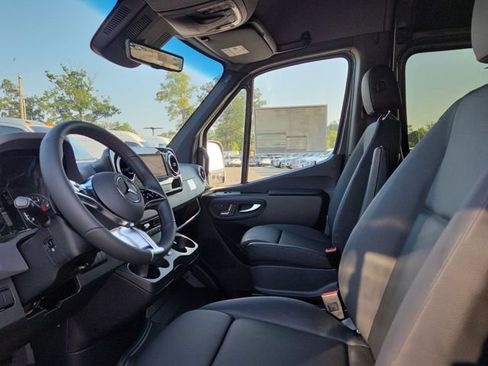 New 2026 Mercedes-Benz Sprinter 2500 image 25