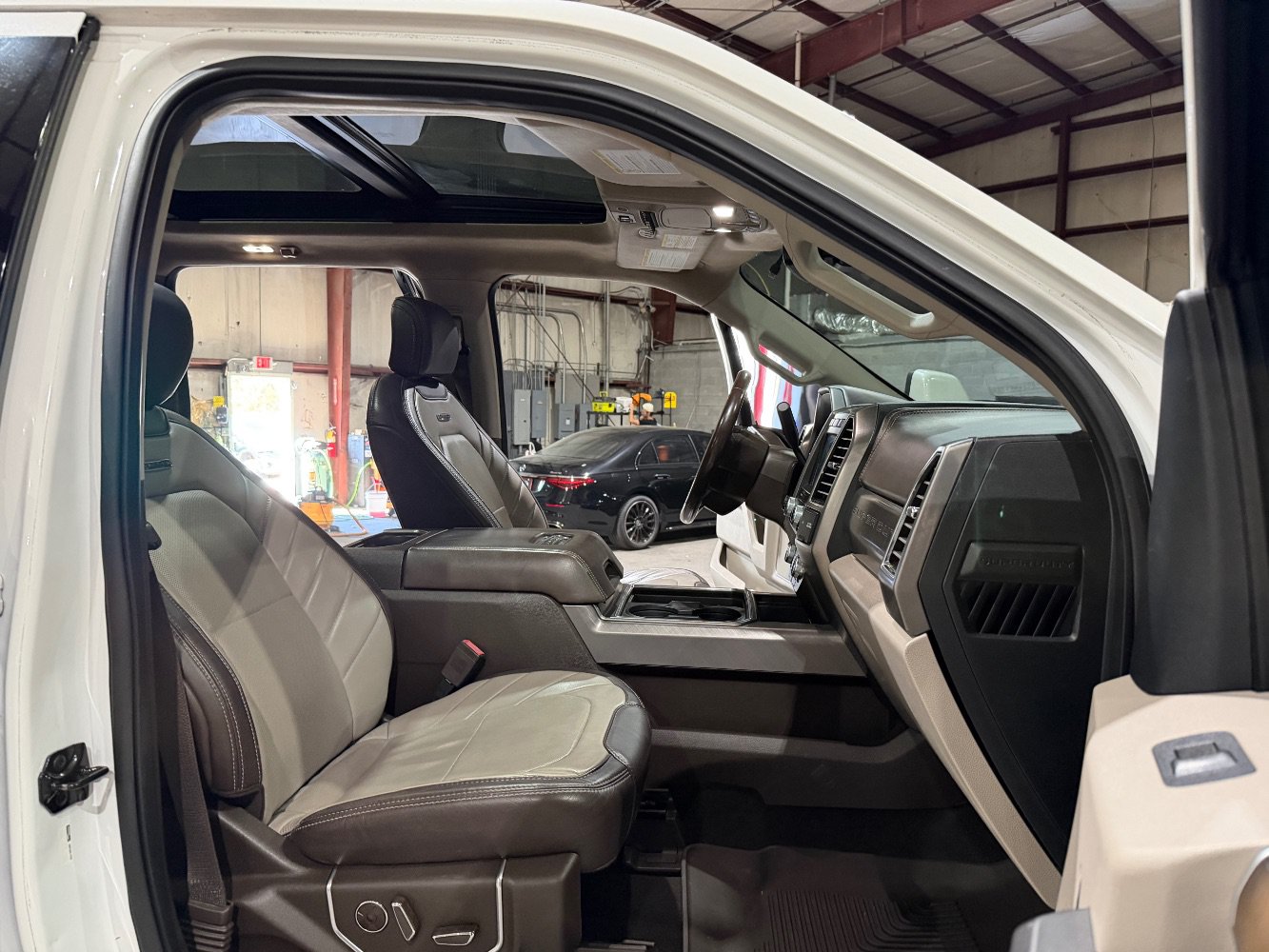 Used 2019 Ford F250 Limited w/ Snow Plow Prep Package AWD/4WD image 23