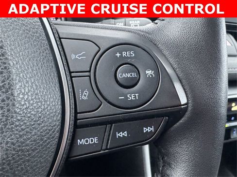 Used 2022 Toyota RAV4 XLE w/ XLE Grade Weather Package image 23