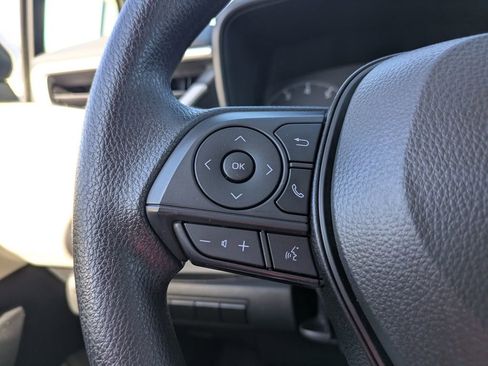 Used 2025 Toyota Corolla LE image 25