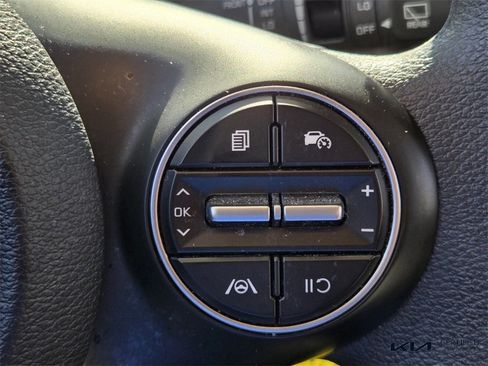 Certified 2023 Kia Soul LX image 27