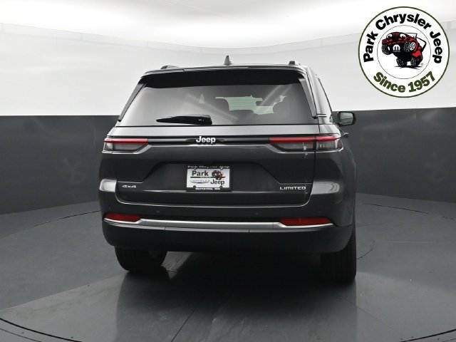 New 2026 Jeep Grand Cherokee Limited w/ Trailer Tow Package AWD/4WD image 5