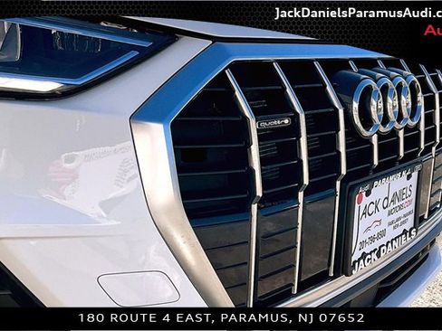 Used 2025 Audi Q3 2.0T Premium w/ Convenience Package image 20