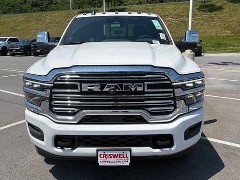 New 2026 RAM 2500 Laramie w/ Towing Technology Group AWD/4WD image 10