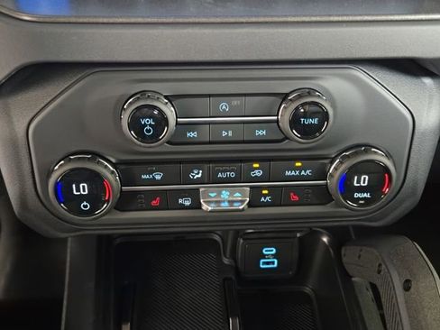 New 2025 Ford Bronco Big Bend w/ Black Diamond Package AWD/4WD image 15