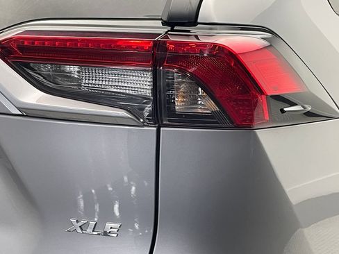 Used 2024 Toyota RAV4 XLE FWD image 42