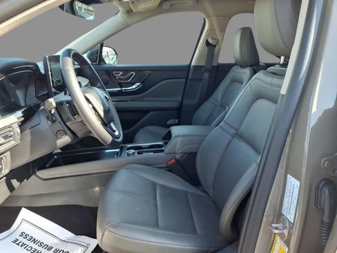 New 2025 Lincoln Corsair AWD w/ Equipment Group 101A image 20