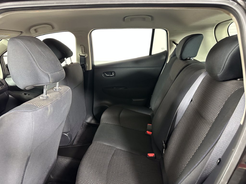 Used 2017 Nissan Leaf S FWD image 18