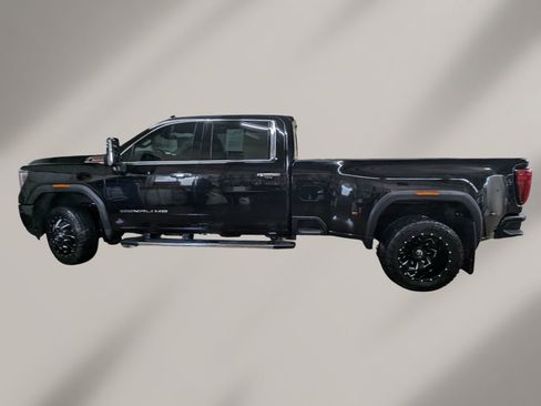 Used 2022 GMC Sierra 3500 Denali AWD/4WD image 3