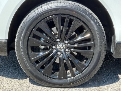 Certified 2023 Toyota Venza Nightshade AWD/4WD image 26