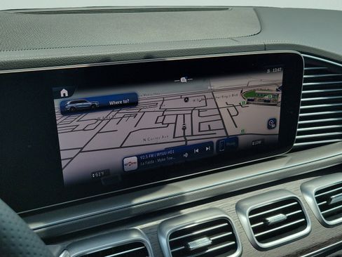 New 2026 Mercedes-Benz GLS 580 4MATIC image 28