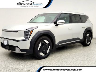 Used 2026 Kia EV9 Wind