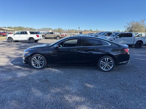 Used 2022 Chevrolet Malibu Premier image 2