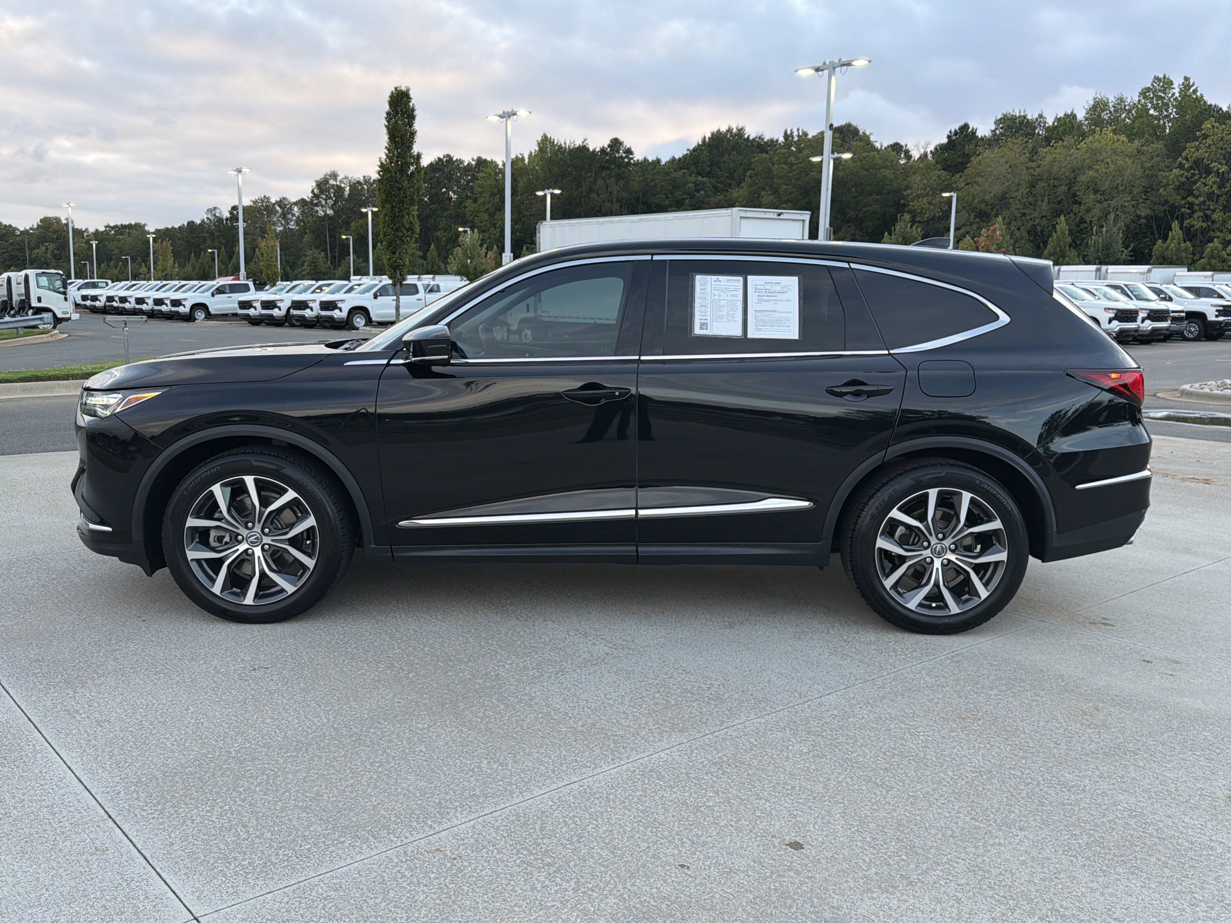 Used 2024 Acura MDX w/ Technology Package FWD image 27