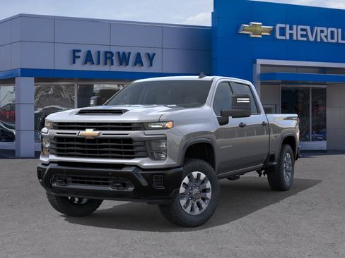 New 2026 Chevrolet Silverado 2500 Custom w/ Custom Value Package image 6