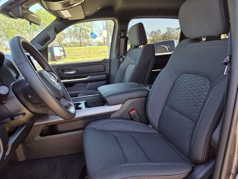 New 2026 RAM 1500 Express image 10