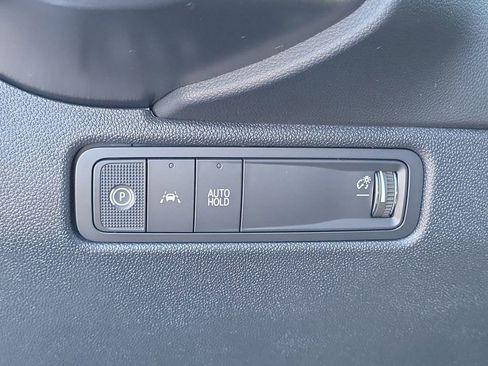 New 2026 Chevrolet Equinox EV LT image 12