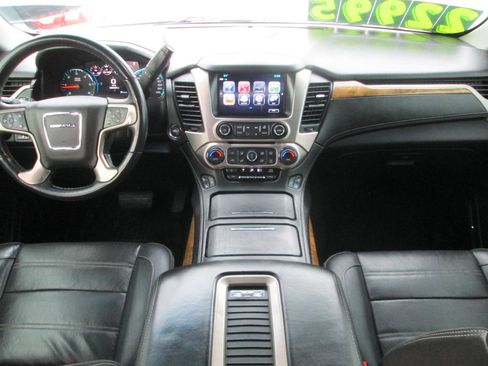 Used 2017 GMC Yukon XL Denali w/ Open Road Package image 21