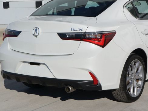 Used 2021 Acura ILX Sedan 4D image 18
