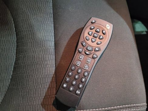 Used 2016 Chevrolet Traverse LT w/ Traveler's Package image 6