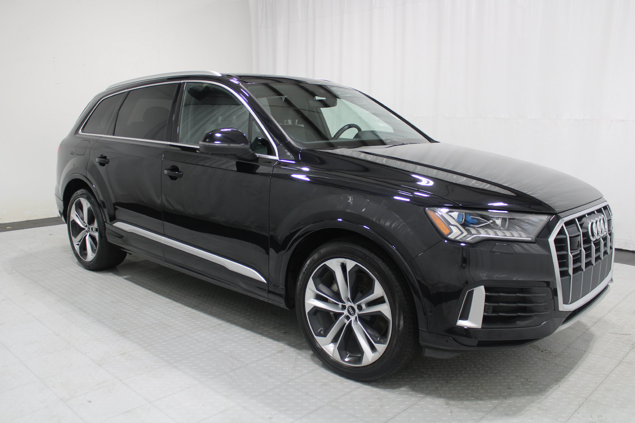Used 2021 Audi Q7 3.0T Prestige w/ Prestige Package AWD/4WD image 4