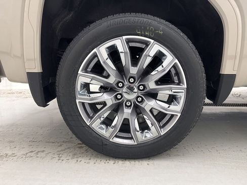 New 2026 GMC Sierra 1500 Denali image 9