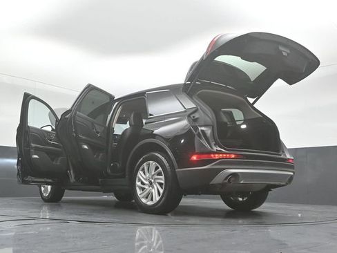 Certified 2024 Lincoln Corsair AWD image 47