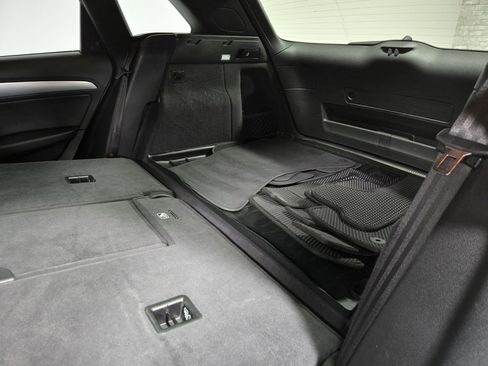 Used 2017 Audi Q5 2.0T Premium Plus w/ Technology Package image 39