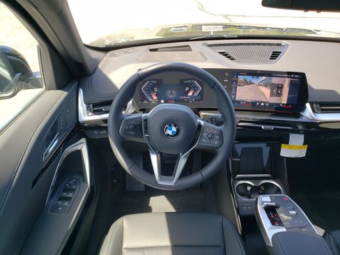 New 2026 BMW X1 xDrive28i w/ Technology Package AWD/4WD image 16