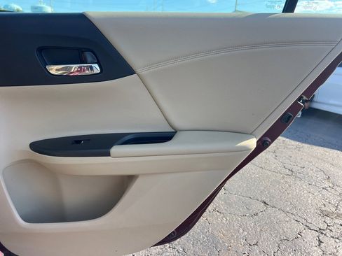Used 2014 Honda Accord EX-L image 14