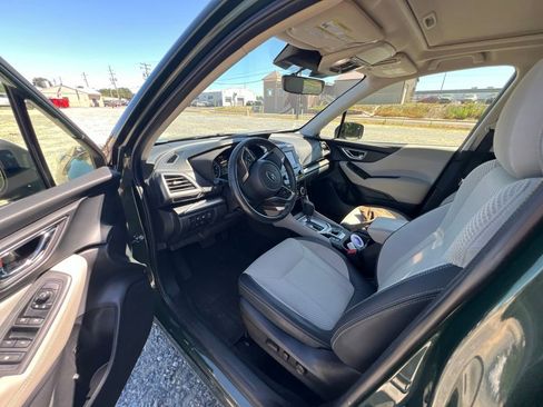 Used 2022 Subaru Forester Premium w/ Popular Package #1 AWD/4WD image 10