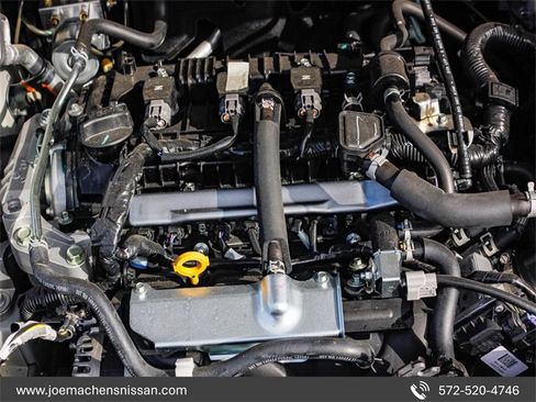 New 2025 Nissan Versa SR w/ Trunk Package image 8